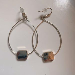 Pre-owned gold White House black market hoop earrings.